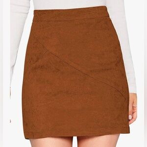 MANGOPOP Mini Faux Suede Highwaisted Skirt